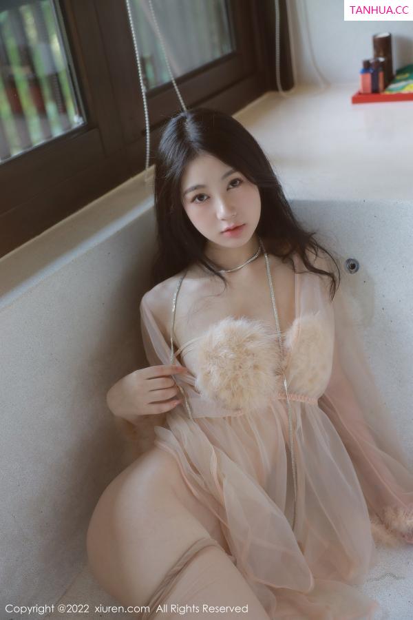 谢晚晚  [XiuRen]高清写真图 2022.11.02 No.5796 谢晚晚 丝袜妩媚第27张图片